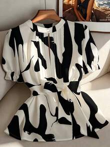 GlowEve CURVE 大码夏季休闲撞色印花泡泡袖衬衫 - 黑與白 - 查看 1