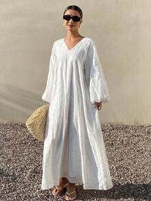 Livesso 蕾丝镂空V领宽松中长连衣裙，适合女性度假穿着 - 白色 - 查看 6