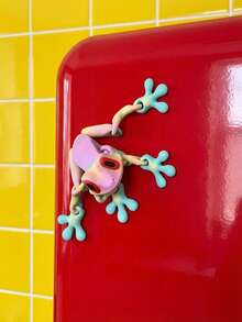 Joivida 1PC 3D Printed Frog Refrigerator Magnet Strong Magnetic Funny Realistic Design Green Frog Shape Creative Weird Unique Home Kitchen Office Decor Cool Gift For Friends Family Birthday Christmas Housewarming Party Decoration Novelty Gadget Hot - Multicolor - View 9