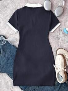 SHEIN 少女黑白休闲个性化撞色领罗纹针织纽扣修身连衣裙，夏季连衣裙，蝴蝶刺绣 - 黑與白 - 查看 2