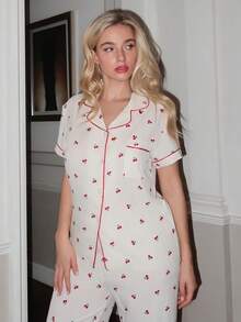 Turnttoni 櫻桃印花睡衣套裝，甜美可愛的短袖上衣和長褲女士睡衣和家居服 - 杏色 - 查看 6