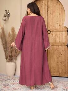 Al Najma Plus Size Elegant Floral Embroidery Flare Sleeve Dress, Autumn Turkish Dress Arabic Dress For Women - Red - View 2