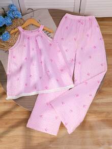 SHEIN 女童粉色条纹蝴蝶结纹理泡泡褶皱面料度假韩版休闲露背白色流苏上衣和裤子套装 - 粉色 - 查看 1