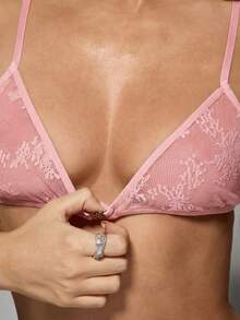 MISSGUIDED Áo lót ren với chi tiết lưới xuyên thấu và họa tiết ren hoa, thích hợp cho những dịp thân mật và sự thoải mái hàng ngày. - Hồng - Xem 7