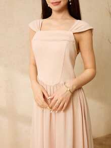 优雅飘逸的雪纺无袖连衣裙，圆领设计，适合青少年伴娘、舞会、生日派对、婚礼等场合。 - 杏色 - 查看 7