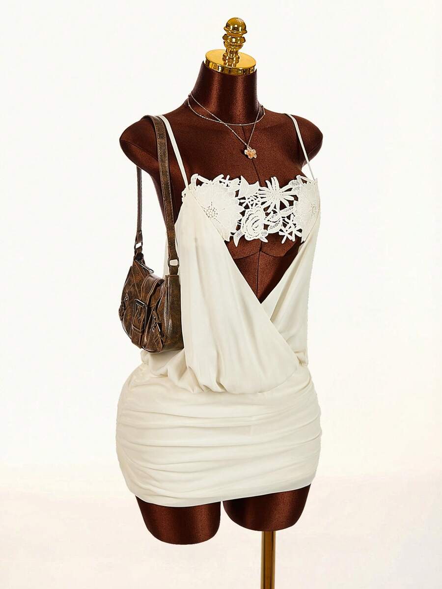 Amplova Đầm mini xuyên thấu gợi cảm bằng chiffon phối ren, hàng mới về mùa xuân sớm 2026 dành cho nữ. - Màu be - Xem 1