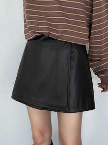 FRIFUL Pantalones cortos de mujer de unicolor, ajustados, de piel sintética (PU), para primavera - Negro - Ver 4