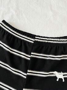 SHEIN Playful Pals 两件套男婴休闲时尚刺绣条纹针织Polo领短袖上衣和配套短裤套装，适合春夏外出、居家、运动，舒适透气，学院风。 - 黑色 - 查看 7