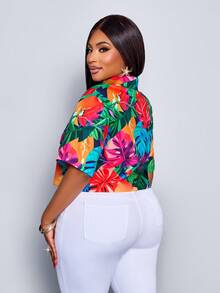 SHEIN PETITE CURVE 女士热带印花新款单排扣短款喇叭袖上衣，适合度假穿着 - 彩色 - 查看 4