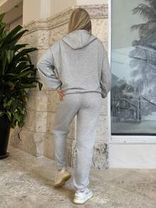 Cioccolato 休闲简约印花图案连帽长袖宽松女式连帽卫衣，适合秋冬季，刺绣小标志 - 淺灰色 - 查看 2