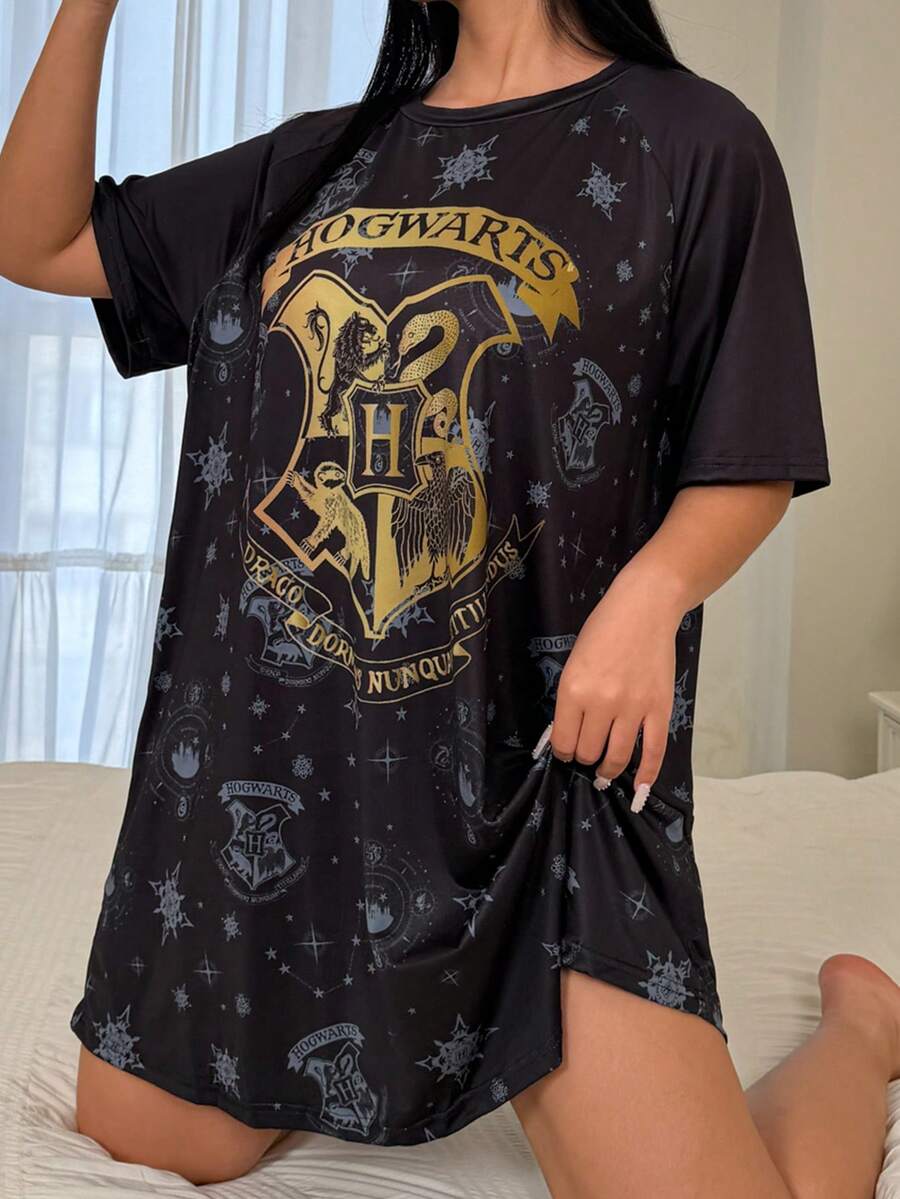 HARRY POTTER X SHEIN Plus Size Letter & Graphic Print Round Neck Short Sleeve Nightgown, Suitable For Summer Outfits, Moo Moo Night Dress