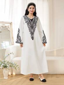 Sparklyn 少女V领长袖华丽黑色阿拉伯传统卷轴图案连衣裙 - 彩色 - 查看 7