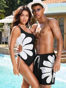 Manfinity VDAYZ Men's Graphic Print Drawstring Waist Pocket Casual Beach Shorts - Black - View 5