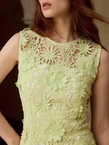 MOTF PREMIUM WOMEN'S FLORAL LACE LONG FITTED DRESS - Green - View 2