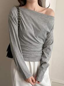 DAZY Asymmetrical Asymmetric Shoulder Design Niche Off-Shoulder Long Sleeve Cinched Waist Batwing Women T-Shirt - Grey - View 6