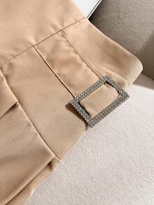 少女甜美可爱清新优雅英文字母蝴蝶印花短袖白色上衣，搭配褶皱水钻装饰腰带杏色半身裙休闲T恤套装 - 白色 - 查看 6