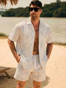 Manfinity 男士夏季度假热带印花短袖衬衫和短裤沙滩套装 - 米色 - 查看 3