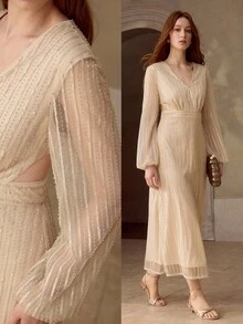 MOTF PREMIUM 女士亮片网纱V领灯笼袖半透明连衣裙，适合约会和派对穿着 - 杏色 - 查看 1