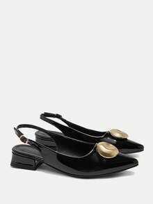 CUCCOO CURVES Women's Fashionable & Elegant Metal Decor Pointed Toe Wide Fit Flats For Commuting Valentine's Day - Black - View 10