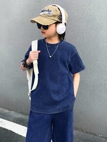 SHEIN 男童两件套舒适柔软针织蓝色牛仔短袖小圆领T恤上衣和宽松阔腿舒适柔软牛仔裤，适合男童日常穿着和四季穿着。 - 深色水洗藍 - 查看 6