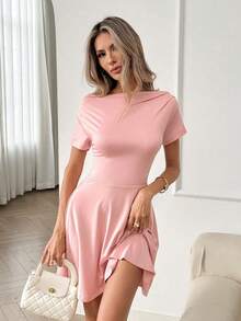 SHEIN LUNE 女士纯色褶皱短袖优雅收腰迷你连衣裙，适合约会和外出；粉色连衣裙；女士粉色露肩修身A字连衣裙，优雅短袖A字迷你连衣裙，适合夏季派对和休闲穿着；情人节连衣裙；度假装；女士情人节服装；女士粉色连衣裙；女士夏季服装；腮红粉连衣裙；纯色连衣裙；优雅粉色连衣裙；夏季优雅连衣裙；春季休闲服装 - 粉色 - 查看 4