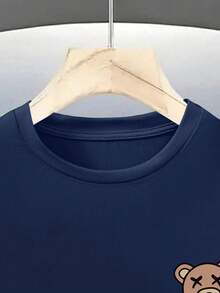 SHEIN Explorewe 男童海军蓝短袖T恤，新款夏季儿童休闲上衣，时尚棕熊图案T恤