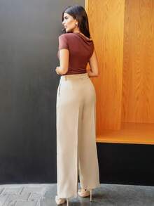 Hindelle 女士性感优雅休闲不对称露肩上衣，棕色，百搭夏季衬衫 - 棕色 - 查看 2