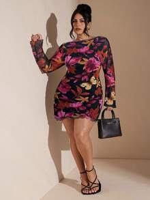SHEIN BAE فستان قصير بأكمام طويلة للمرأة بمقاسات كبيرة، خريف/شتاء - روز أحمر - مشاهدة 1