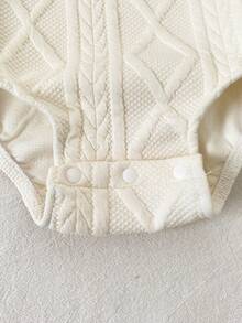 SHEIN 男婴可爱菱形格子拼接长袖连体衣，百搭，适合春、秋、冬三季穿着。 - 白色 - 查看 7