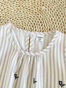 SHEIN 2pcs Vintage Floral Striped Round Neck Ruffle Hem Top And Matching Pants Set, Suitable For Daily Wear And Photography, Spring/Summer