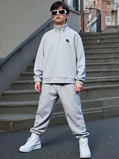 SHEIN Conjunto de 2 piezas de sudadera con cuello alto y bolsillos cargo y pantalón de chándal para niño preadolescente, chándal casual adecuado para otoño/invierno, casual, deportes, escuela