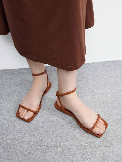 CUCCOO BIZCHIC Sandalias planas minimalistas con tira y punta cuadrada para mujeres, calzado de verano simple y de moda para ir al trabajo, al aire de vacaciones