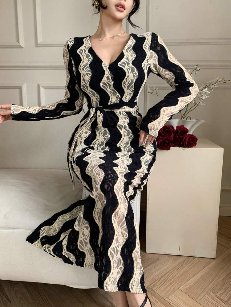 Spring & Summer Textured Lace Striped Deep V-Neck Casual/Holiday Fitted Waist Cocktail Party Wedding Guest Formal Midi Dress, Elegant For Commute Wedding Guest Dress Sundress