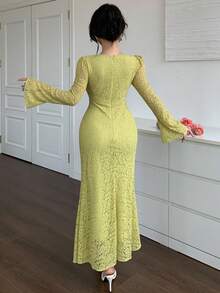 DAZY 女士优雅蕾丝V领泡泡袖荷叶边下摆连衣裙，春夏婚礼宾客礼服/吊带裙 - 黃色 - 查看 2