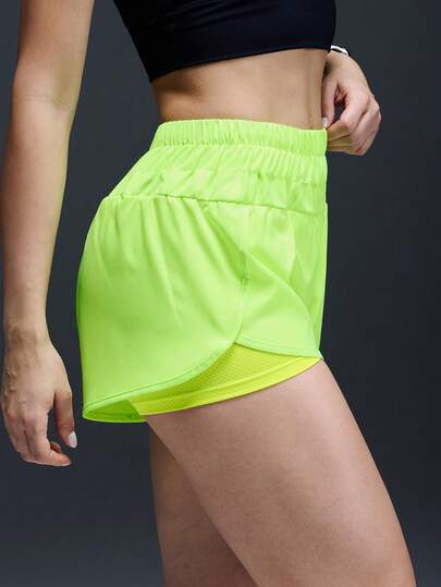 Powerista 女士荧光绿弹力腰宽松二合一运动短裤