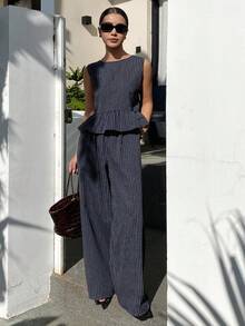 Livesso 女士条纹荷叶边圆领无袖衬衫和阔腿裤休闲两件套 - 藏蓝色 - 查看 3