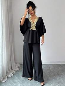 SHEIN Elenzya 女士优雅V领蕾丝拼接露肩袖上衣搭配纯色阔腿裤两件套，春秋季 - 黑色 - 查看 3