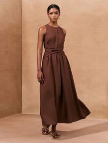 Zivah Vestido de línea A con cuello redondo, sin mangas, cintura cruzada y fruncido, de tela texturizada con rayas verticales en color marrón oscuro, para primavera y verano 2026, estilo casual de negocios - Café integral - Ver 7
