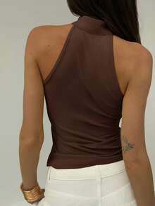 Aloruh Elegant Retro Metal Accessory Versatile Solid Color Camisole - Coffee Brown - View 2