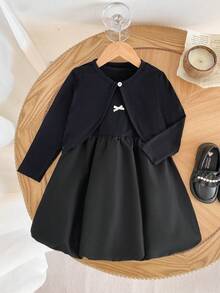 Bộ váy áo 2 món cho bé gái: Váy dài tay màu đen cổ tròn xòe bồng bềnh kèm áo khoác bolero cùng màu, đính nơ, thích hợp dự tiệc, phong cách thanh lịch cổ điển, kiểu công chúa, phù hợp cho cả bốn mùa 2026, dịp lễ hội, sự kiện trang trọng, lễ tốt nghiệp, chụp ảnh kỷ niệm. - màu đen - Xem 5