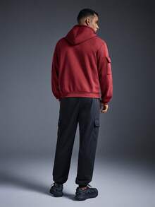 Driftmere 男士休闲连帽卫衣和运动裤套装，时尚户外简约套装，适合春夏穿着，舒适柔软，适合日常运动休闲，展现运动休闲风，彰显运动时尚 - 酒紅色 - 查看 2