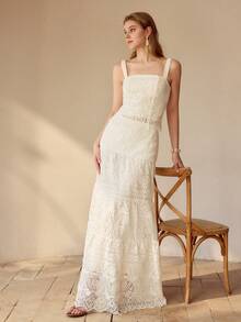 MOTF PREMIUM 女士镂空刺绣浪漫蕾丝半身裙 - 白色 - 查看 4