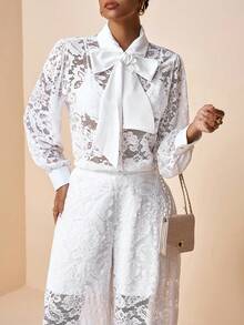 Zivah 2025秋季新款音乐节蕾丝拼接系领优雅长袖上衣和裤子套装 - 白色 - 查看 1