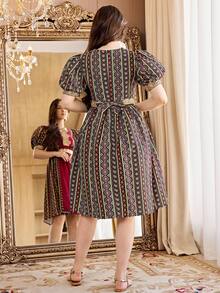 SHEIN Đầm tay phồng họa tiết hình học, phối ruy băng, thích hợp cho bé gái tuổi teen mùa hè. - màu đen - Xem 3