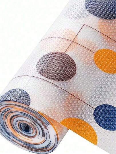 1卷波点图案无粘性防滑防水货架垫，尺寸45x100厘米，适用于厨房橱柜抽屉、冰箱、食品储藏室、浴室收纳整理，兼具装饰保护功能。