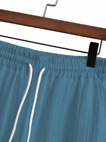 Manfinity Homme 2pcs Men Casual Solid Color Textured Short Sleeve Shirt And Drawstring Waist Loose Straight-Leg Pant Set,Men Two Pieces Outfits,Fall And Winter Men Clothes,White Set - Dusty Blue - View 4