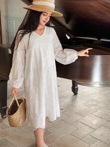 DAZY Tween Girl Solid Color V-Neck Hollow Embroidery Casual Long Sleeve Dress - White - View 6