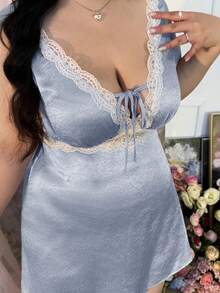 CovetEZ 大码女式深V领蕾丝拼接性感派对连衣裙 - 淺藍色 - 查看 3