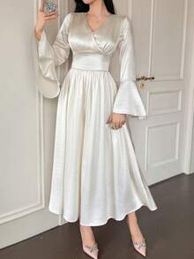 DAZY Rochie lungă elegantă pentru femei, cu decolteu în V și mâneci evazate, în culoarea unui singur material, rochie de nuntă pentru invitați de toamnă/iarnă - Bej - Vizualizare 5