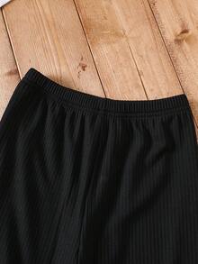 SHEIN 2件套婴儿幼儿女童圆领无袖黑色条纹碎花上衣搭配松紧腰裤套装，舒适可爱，适合春、夏、秋季穿着。幼儿黑色套装，女童黑色裤装套装，女童黑色套装，女童黑色套装，女童度假套装，幼儿女童夏季套装。 - 黑色 - 查看 8